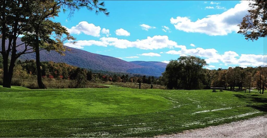 Manchester (VT) Country Club New England dot Golf